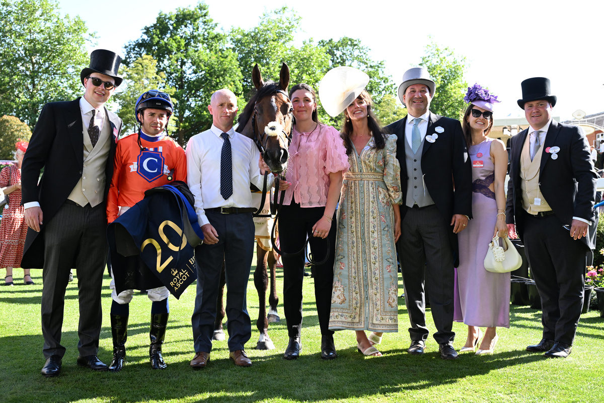 Green Carrera with the Chivalry team at Royal Ascot